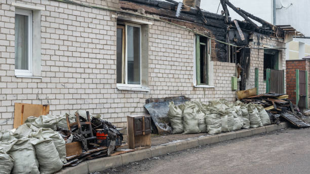 24/7 Emergency Fire Damage Removal experts in Captain Cook, HI